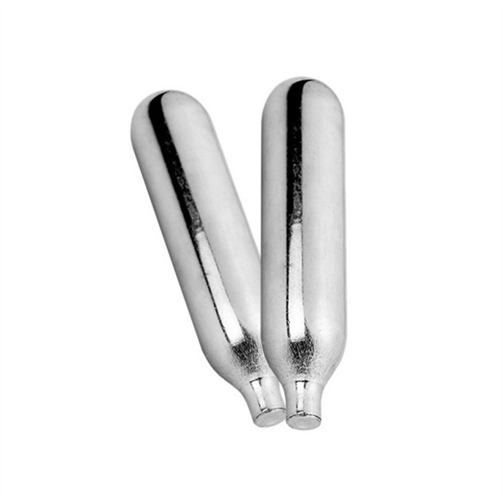 12g Závitový doplnitelný Co2 válec